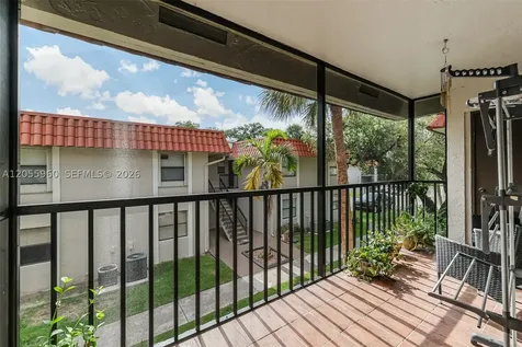 9732 Hammocks Boulevard Miami FL 33196