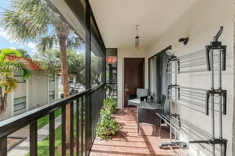 9732 Hammocks Boulevard Miami FL 33196