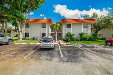 9732 Hammocks Boulevard Miami FL 33196