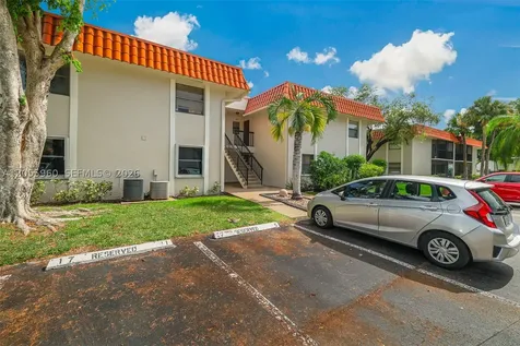 9732 Hammocks Boulevard Miami FL 33196