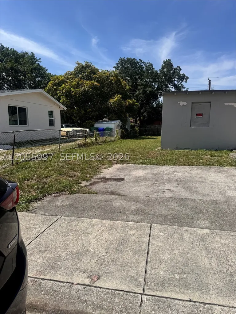2845 NW 8th Street Fort Lauderdale FL 33311