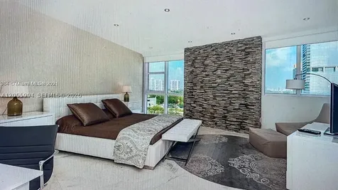 18201 Collins Avenue Sunny Isles Beach FL 33160