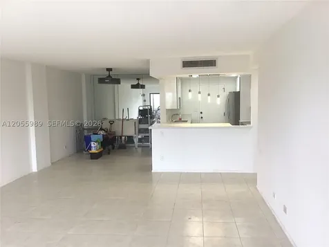 800 NE 195th Street Miami FL 33179