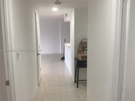800 NE 195th Street Miami FL 33179
