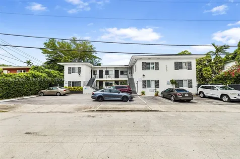 520 NE 82nd Terrace Miami FL 33138