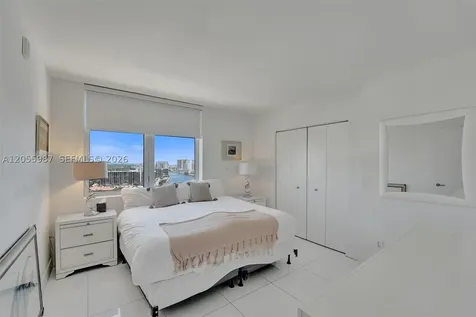 2600 E Hallandale Beach Boulevard Hallandale Beach FL 33009