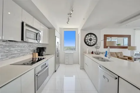 2600 E Hallandale Beach Boulevard Hallandale Beach FL 33009