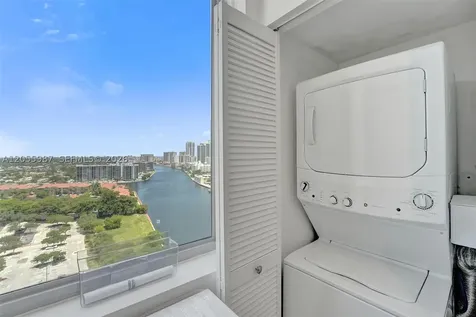 2600 E Hallandale Beach Boulevard Hallandale Beach FL 33009