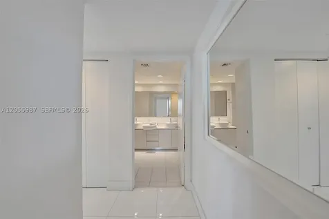 2600 E Hallandale Beach Boulevard Hallandale Beach FL 33009