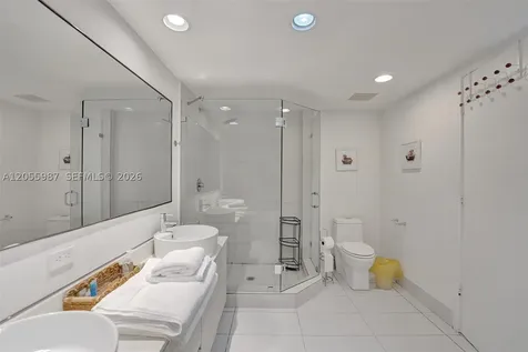 2600 E Hallandale Beach Boulevard Hallandale Beach FL 33009