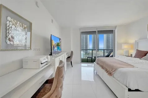 2600 E Hallandale Beach Boulevard Hallandale Beach FL 33009