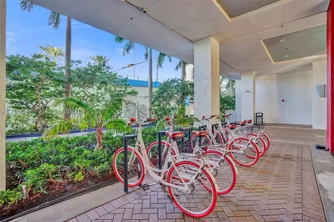 2600 E Hallandale Beach Boulevard Hallandale Beach FL 33009