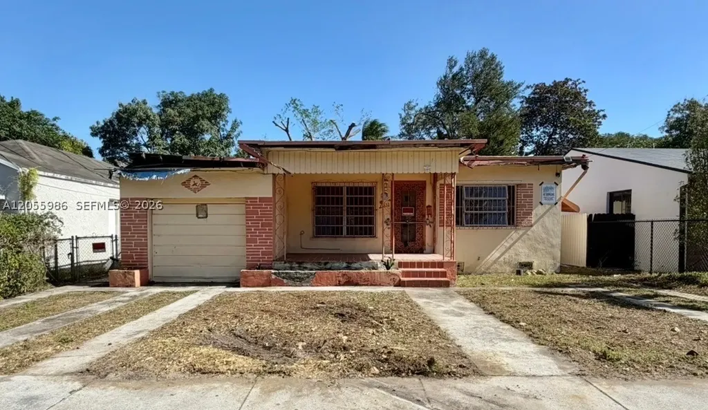 3233 NW 13th Avenue Miami FL 33142