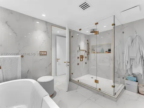 19707 Turnberry Way Aventura FL 33180