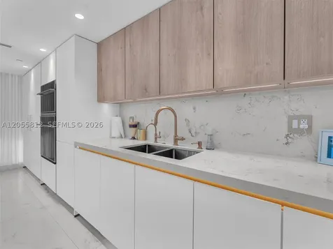 19707 Turnberry Way Aventura FL 33180
