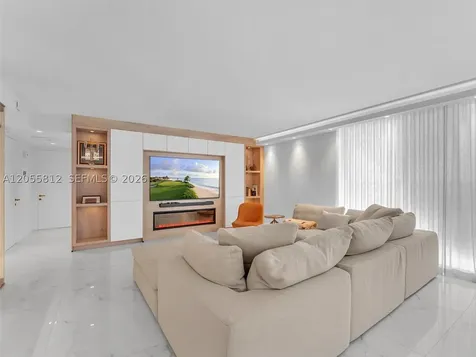 19707 Turnberry Way Aventura FL 33180