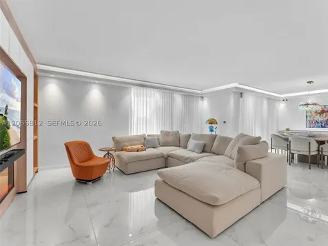 19707 Turnberry Way Aventura FL 33180