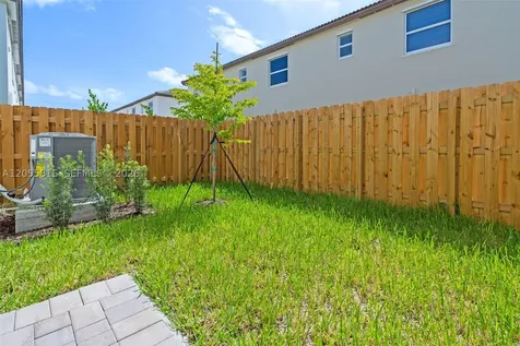 2623 SE 25th Terrace Homestead FL 33035