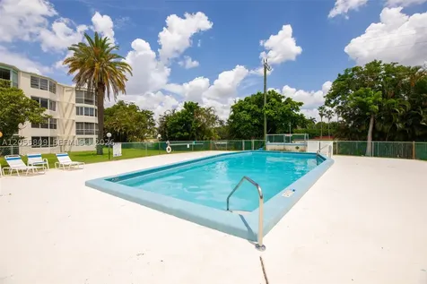 1701 NE 191st Street Miami FL 33179