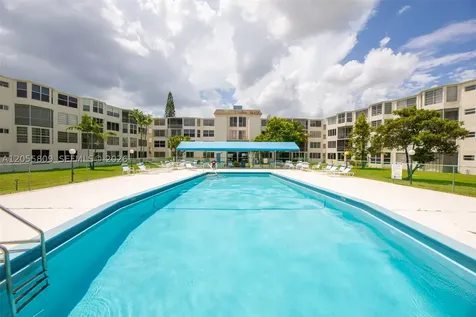 1701 NE 191st Street Miami FL 33179