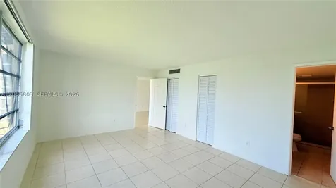 1302 NE 191st Street Miami FL 33179