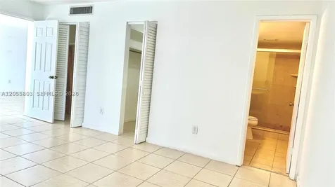 1302 NE 191st Street Miami FL 33179