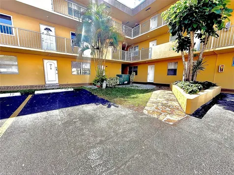 1302 NE 191st Street Miami FL 33179