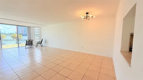 1302 NE 191st Street Miami FL 33179