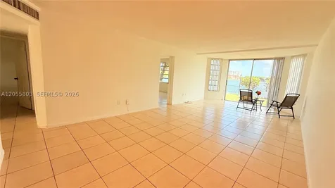 1302 NE 191st Street Miami FL 33179