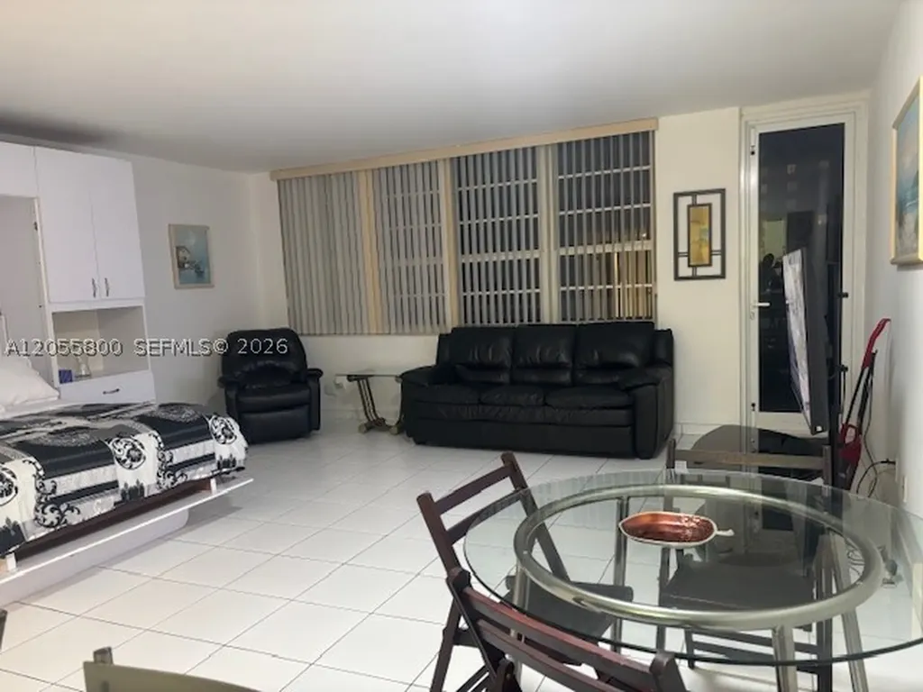 100 Lincoln Road Miami Beach FL 33139