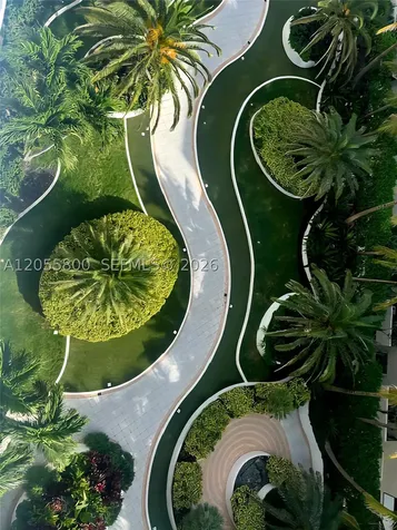 100 Lincoln Road Miami Beach FL 33139