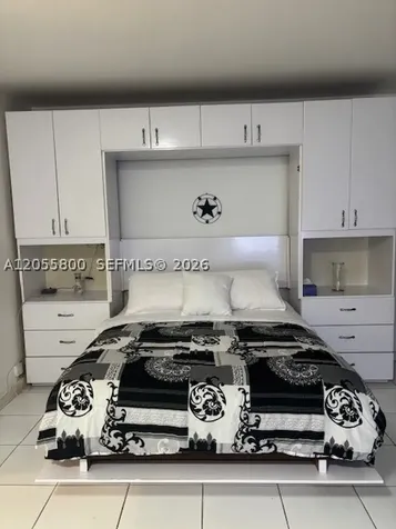 100 Lincoln Road Miami Beach FL 33139