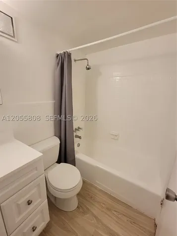 441 Collins Avenue Miami Beach FL 33139