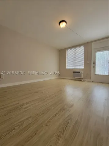 441 Collins Avenue Miami Beach FL 33139