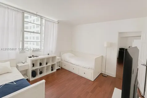 905 Brickell Bay Drive Miami FL 33131