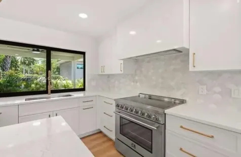128 W Norfolk Road Jupiter FL 33469