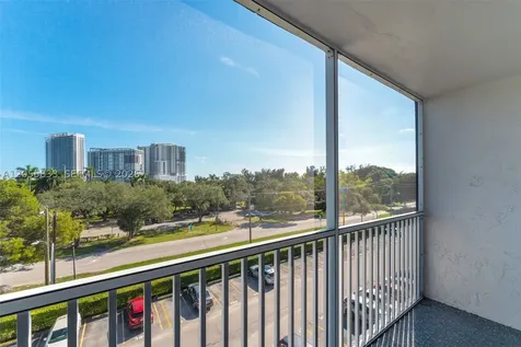 16851 NE 23rd Avenue North Miami Beach FL 33160