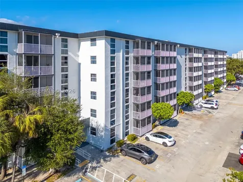 16851 NE 23rd Avenue North Miami Beach FL 33160