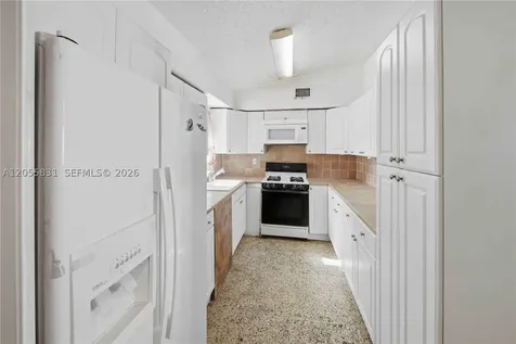 1869 NE 181st Street North Miami Beach FL 33162