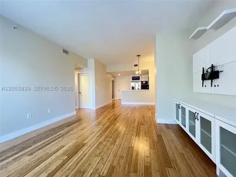 10 Aragon Avenue Coral Gables FL 33134