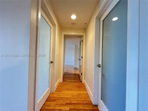 10 Aragon Avenue Coral Gables FL 33134