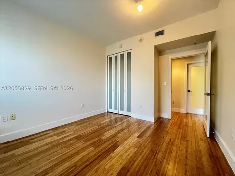10 Aragon Avenue Coral Gables FL 33134