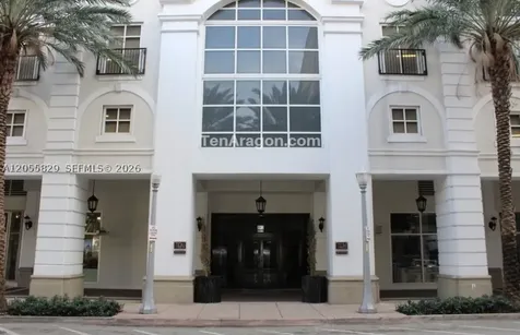 10 Aragon Avenue Coral Gables FL 33134
