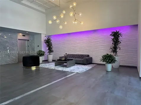 10 Aragon Avenue Coral Gables FL 33134