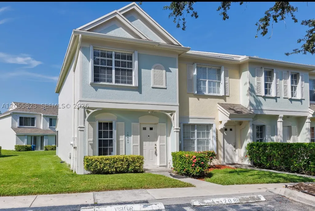 16640 Hemingway Drive Weston FL 33326