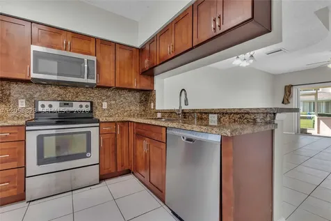 16640 Hemingway Drive Weston FL 33326