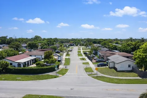 10221 SW 169th Street Miami FL 33157