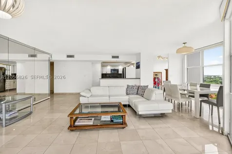 1901 Brickell Avenue Miami FL 33129