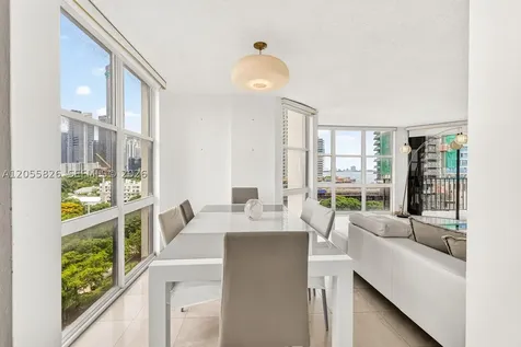 1901 Brickell Avenue Miami FL 33129