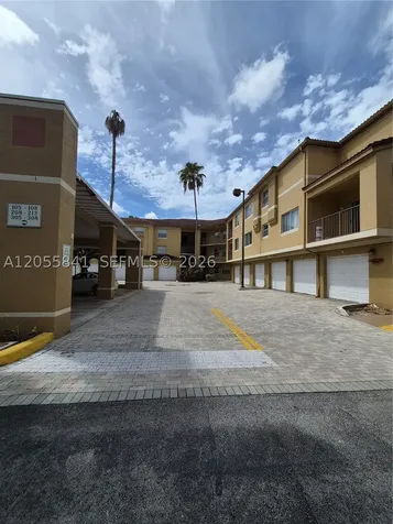 771 N Pine Island Road Plantation FL 33324